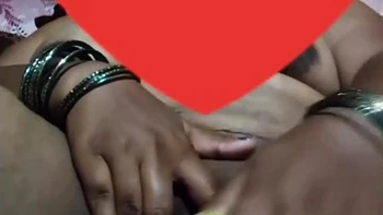 Desi Indian Bhabhi Fingaring Whit Cucumber So Hard Fucked Pussy Pumping Pussy