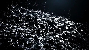 Kattie Gold e Vinna Reed mergulhadas em pissing extremo