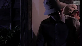 Frau wird brutal vom Cuckold gefickt