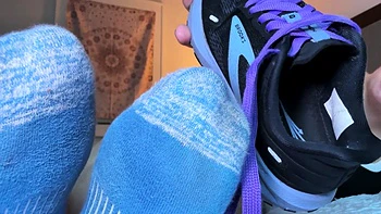 NIKKISFETISHES   Smell My Sweaty Soles JOI