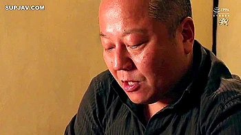 Japanische Milf-Ermittlerin Anissa Kate wird creampied