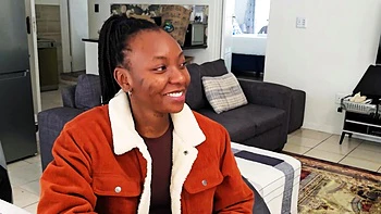 Ebony Teen's Bubble Butt Pounded Doggystyle