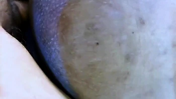 Mallu aux grosses fesses poilues se fait baiser fort