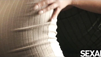 Olivia Sparkle's Erotic Lesbian Pussy Licking