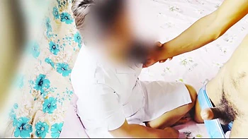 Индийская медсестра впервые трахается с пациентом