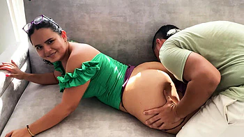 Colombian MILF Neighbor Fucked POV, Squirts & Gets Creampied