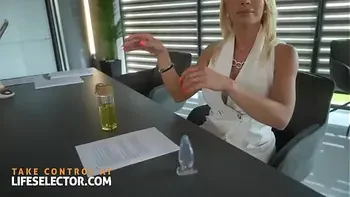 Busty blonde MILF Tiffany Rousso has analsex