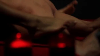 На день рождения босса Лео Гальвеза трахнулись с Йохой и Ларой