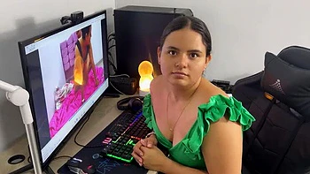 Hot Stepsister Catches Me Watching Porn - Amateur Creampie & Squirting in 4K