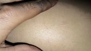 Индийская бабхи впервые в жопу с огромной задницей в деревне