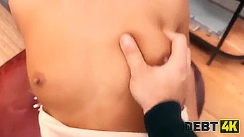 Michael folla a su esposa checa en POV