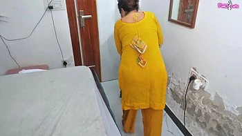 Pinki Stiefschwester mit riesigem Arsch hart gefickt