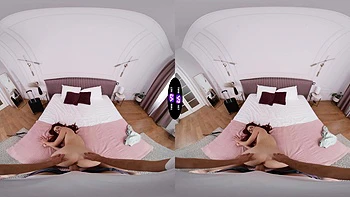 Rothaariges Teen Sirena Milano reitet Schwanz in VR