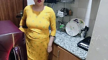 Horny Indian Step Mom Gets Fucked in Kitchen