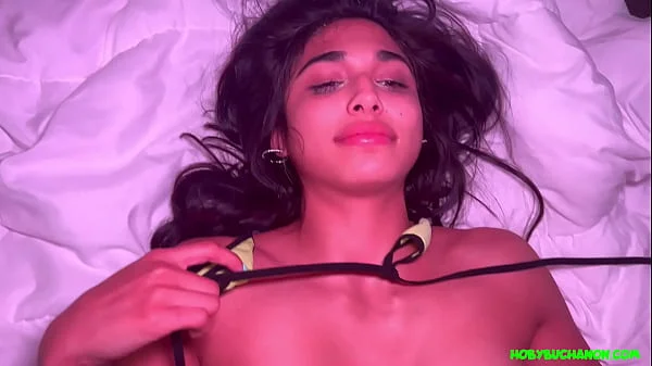 Sexy Latina Reina Rae's First ANAL