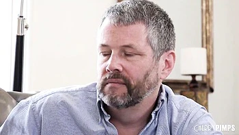 Tommy Pistol Cucks Zoey with Squirt Facial