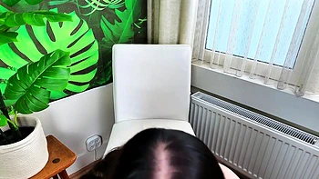 BBW du bureau se masturbe gros seins