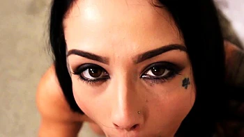 Big Ass Slut Katrina Jade Sucks Fat Cock