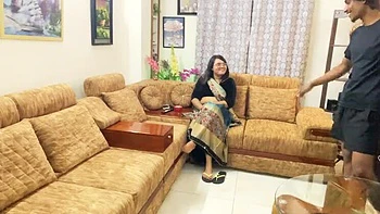 Bengali Bhabhi Gets BBC Doggystyle Fuck in Saree