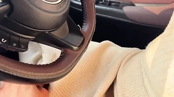 Indian Bhabhi Danny Duck's First Driving Lesson: Big Tits Blowjob & Titty Fuck