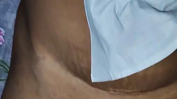 Красавица-деси трахнута в полном видео