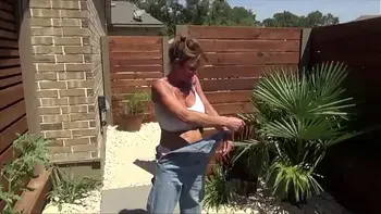 Variety of everyday events in the life of Deauxma