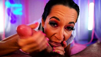 Фрейя фон Дум сосёт и трахается от первого лица