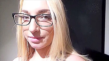 Zoe Parkers unbezahlbare Stiefbruder-Fick-Fantasie