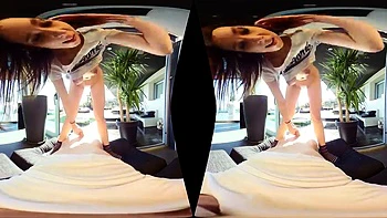 ZendVR gros seins, levrette et pipe en POV