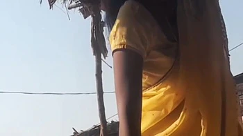 Padosan desi peluda y natural lo pone cachondo lento