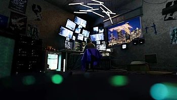 Anal sudado y garganta profunda extrema en habitación mágica 3D