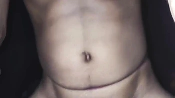 Desi Dorfmädchens enge Fotze zum ersten Mal gefickt