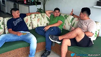 MILF putona MaRaSexx & MeGanSxx creampie POV, visita salvaje