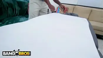 BANGBROS - Sultry Latina Victoria June Orders Up Sensual Massage With Side Of BBC