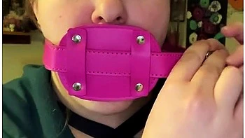 BBW Brunette Trains With 4 Huge Dildos