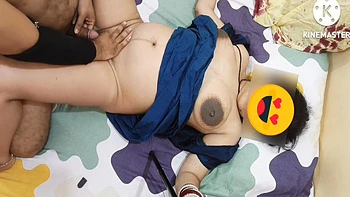 MILF india cachonda follada por su hijastro