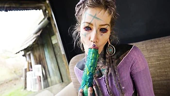 Tattooed hippie babe Anuskatzz gets sloppy anal fucked
