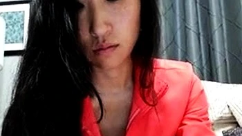 Close-Up Teen Masturbates Solo Striptease