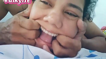 Amateur Homemade Blowjob From Brunette Milf