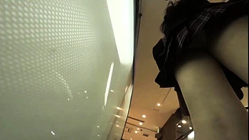 Japanese Teen Upskirt Caught Secretly