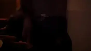 やらせなし完全リアル【個人撮影】【隠し撮り】25歳　物静かで可愛い娘　夕飯の後　ホテル飲みで犯され　舌出して喘ぐ　毛マン　日本人　素人