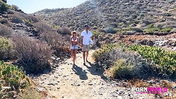 Blonde Candee Licious Fucked Anal on the Beach