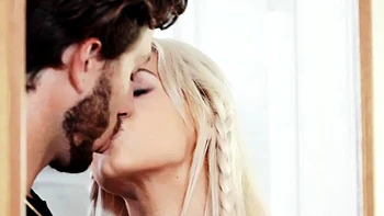 Teen Stepsis Elsa Jean Sucks Stepbro's Cock Hardcore