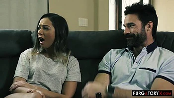 Wife Blows Husband’s Big Cock in Double Penetration
