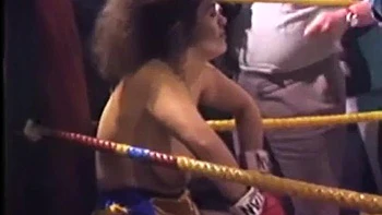 Topless Boxing Fight: Big Tits Fetish Vintage