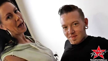 Watch graceful Texas Patti and Johnny Goodluck's video