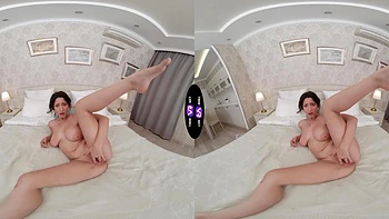 Dirty Lola shows off her huge naturals in VR