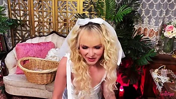 Lilly Bell - Teases And Pleasures Herself In A Fit Body Solo Masturbation Fantasy