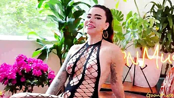 Zac and Suttin's pussy licking trailer